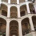 Panzió The Spanish Palace, Suites, Rooms, & Terraces 4*