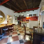 The Spanish Palace, Suites, Rooms, & Terraces Panzió 4*