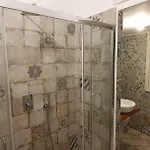 Panzió The Spanish Palace, Suites, Rooms, & Terraces