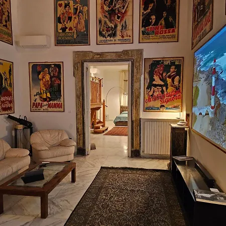 Bed & Breakfast The Spanish Palace, Suites, Rooms, & Terraces 4*