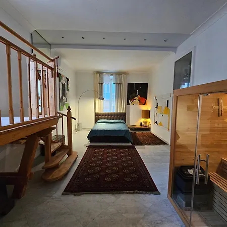 The Spanish Palace, Suites, Rooms, & Terraces 4*