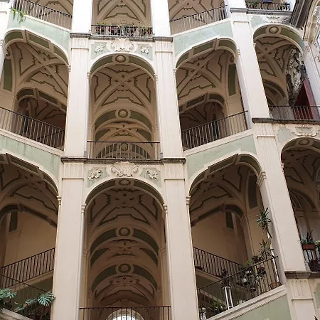 Bed & Breakfast The Spanish Palace, Suites, Rooms, & Terraces 4*
